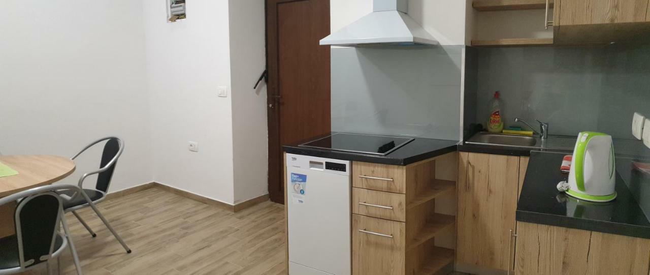 Apartment Damir Pula Exterior photo